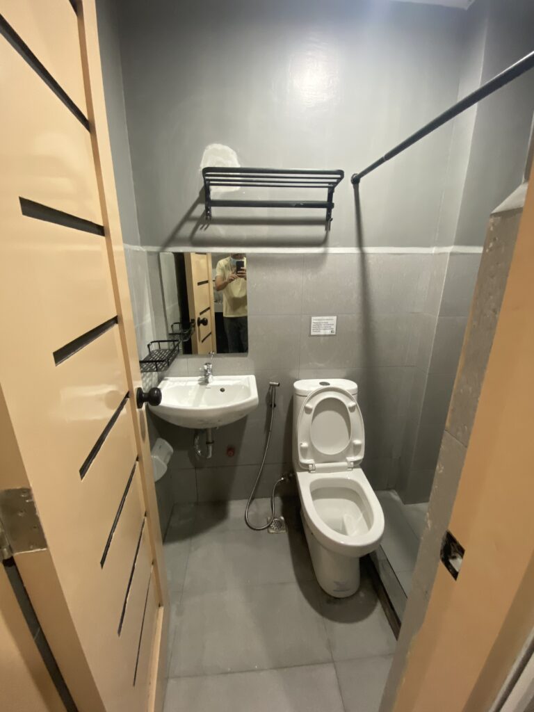 Studeo Suites Sampaloc Dormitory Double Unit Toilet with Bidet